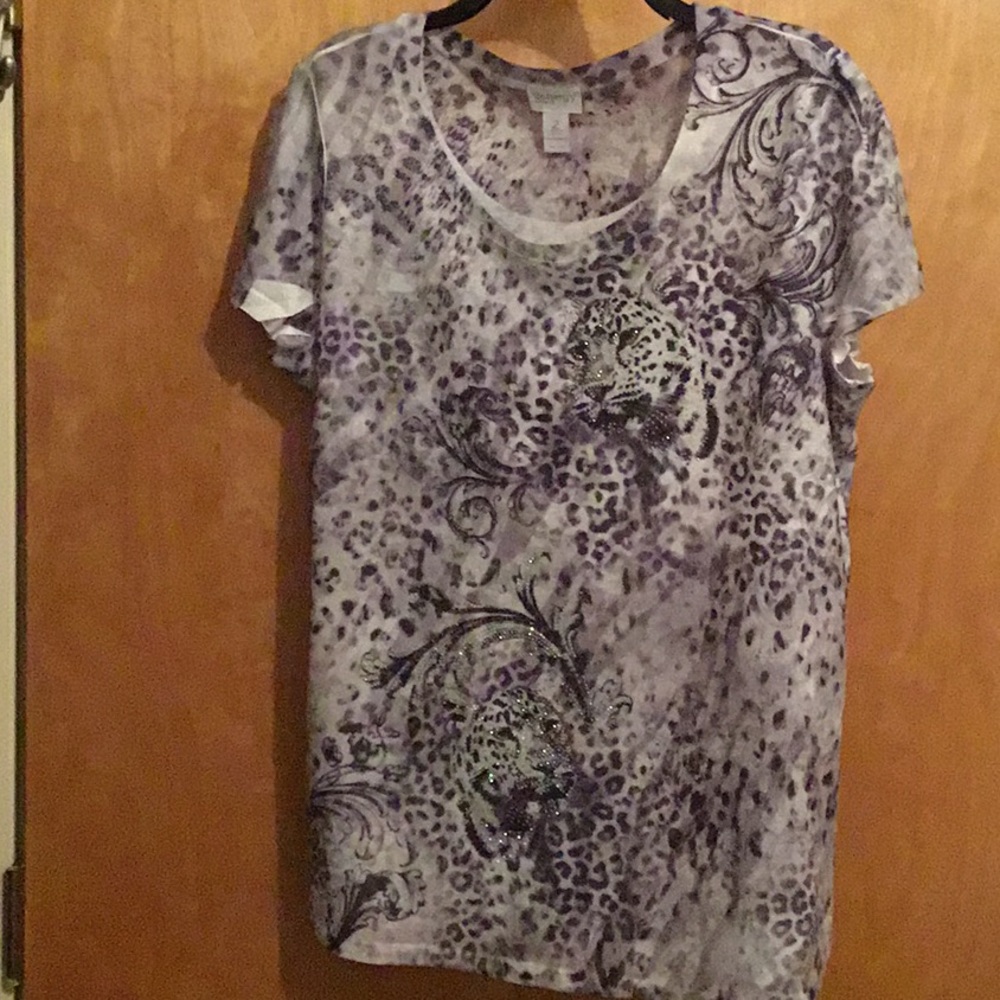 Chico size 2 zenergy leopard face top EUC
